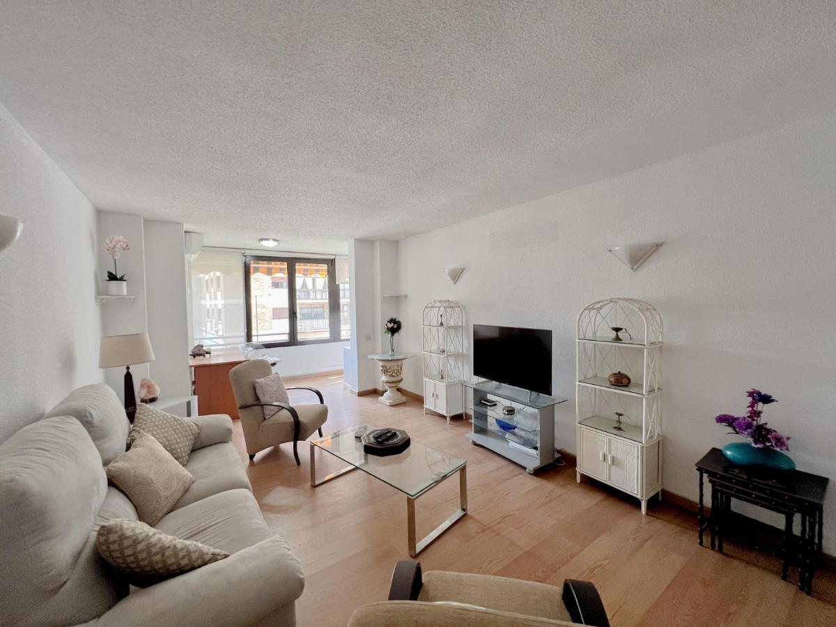 Apartamento En Malaga Este المظهر الخارجي الصورة